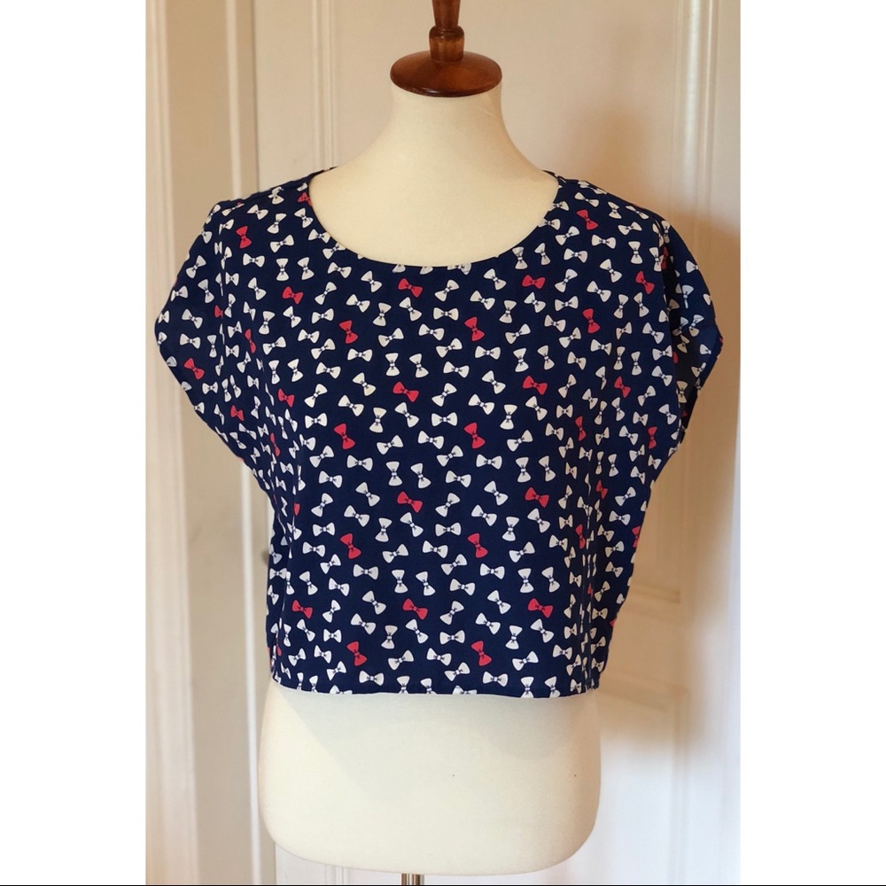 Bow crop top